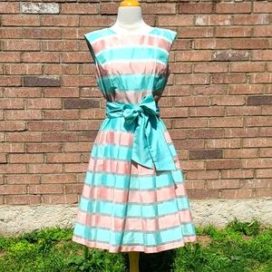 Leslie Fay striped bow dress